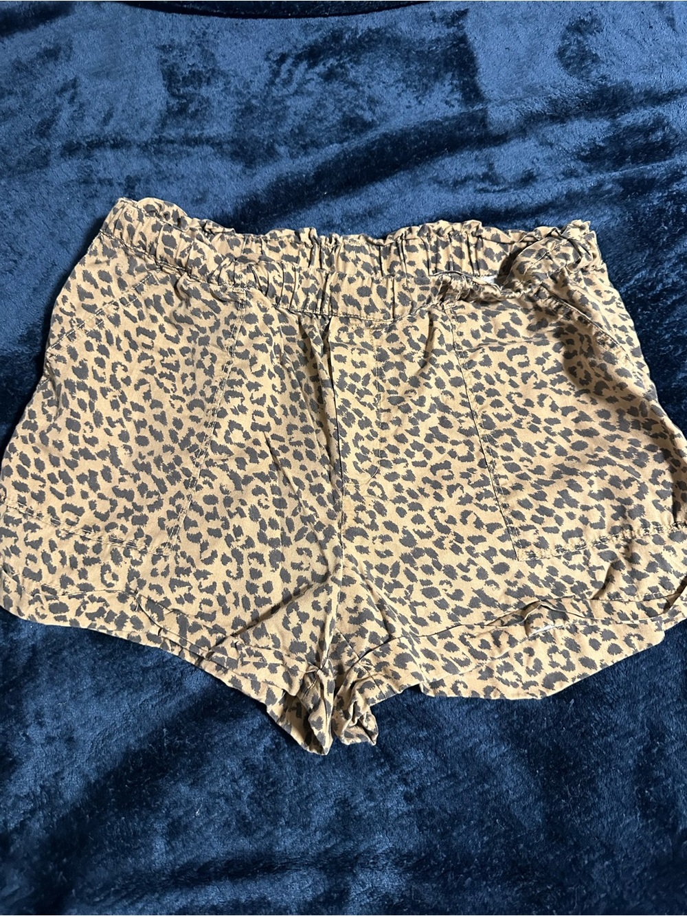 aerie Leopard Print Elastic-Waist Shorts - Tan/Black